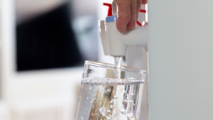 น้ำไม่เย็น